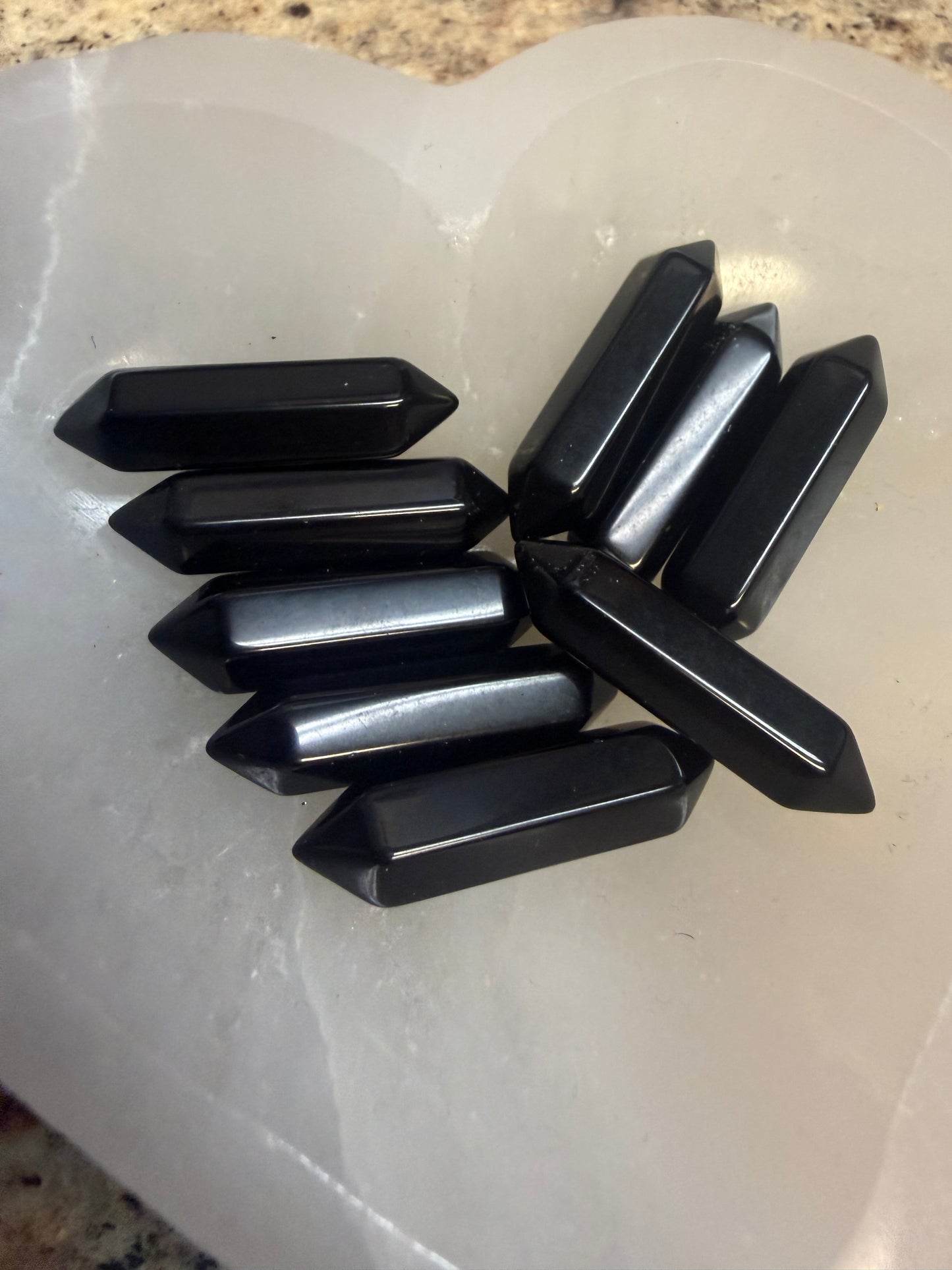 Obsidian points