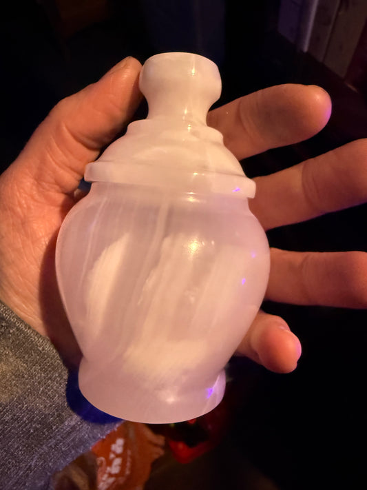 Mangano Jar